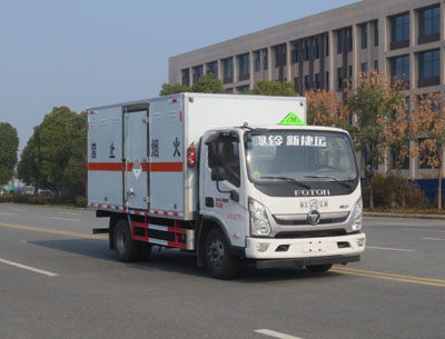 江特牌JDF5080XZWB6型雜項(xiàng)危險(xiǎn)物品廂式運(yùn)輸車